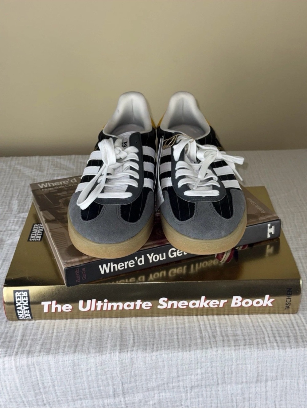 adidas Black White Gray Gum Gazelle-Style Athletic Shoes